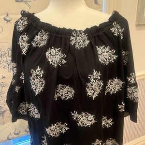 Fun Karen Kane party top!